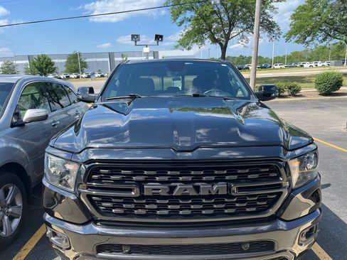 Used 2023 RAM 1500 Big Horn AWD/4WD image 3