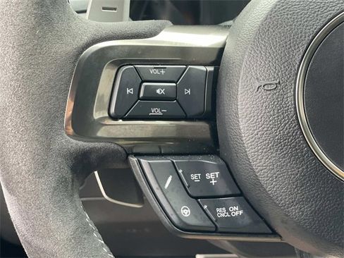 Certified 2020 Ford Mustang Shelby GT500 w/ Technology Package image 11