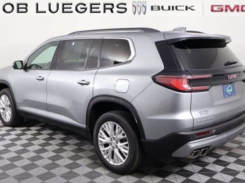 Certified 2024 GMC Acadia Elevation w/ Luxury Package FWD image 4