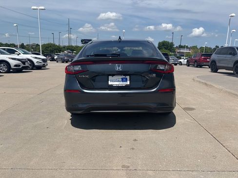 Used 2024 Honda Civic LX image 6