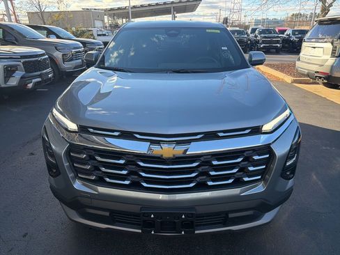 New 2026 Chevrolet Equinox LT w/ Convenience Package II image 2