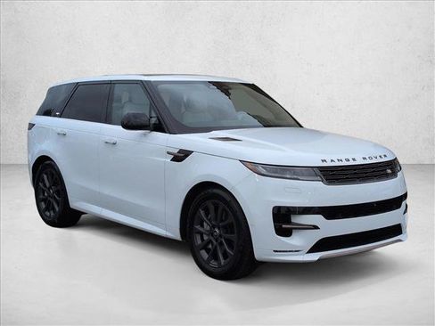 Used 2025 Land Rover Range Rover Sport Dynamic SE AWD/4WD image 3