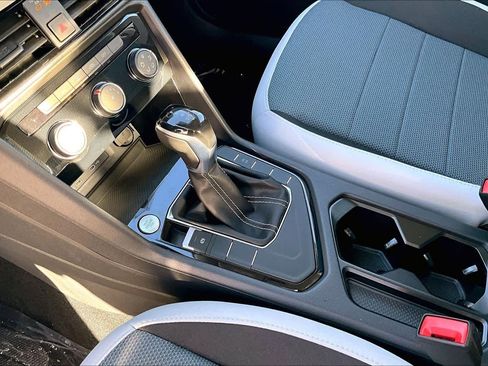 New 2026 Volkswagen Taos S image 7