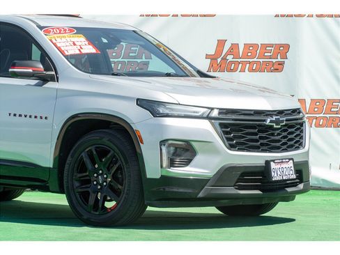 Used 2022 Chevrolet Traverse Premier w/ Redline Edition FWD image 37