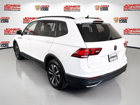 Used 2022 Volkswagen Tiguan S FWD image 2