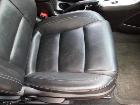 Used 2015 Chevrolet Cruze LT FWD image 19