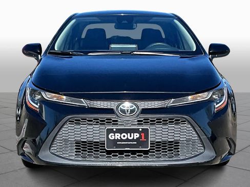 Used 2021 Toyota Corolla LE image 4