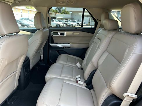 Used 2023 Ford Explorer XLT w/ Equipment Group 202A image 22