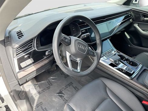Used 2023 Audi Q8 Premium Plus AWD/4WD image 9