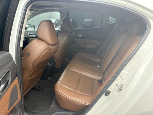 Used 2018 Acura TLX V6 SH-AWD w/ Technology Pkg image 17