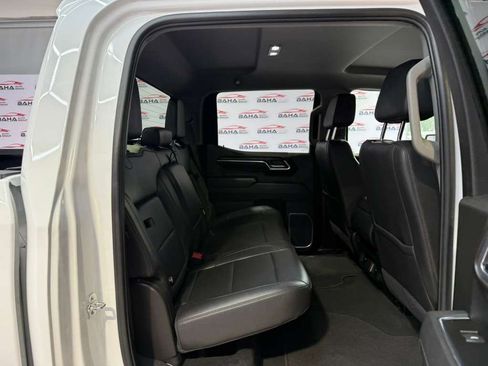 Used 2025 GMC Sierra 1500 SLT AWD/4WD image 41
