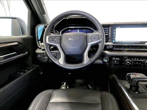 Used 2024 Chevrolet Silverado 1500 RST image 4