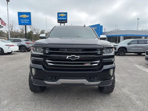Used 2017 Chevrolet Silverado 1500 LTZ Z71 w/ LTZ Plus Package image 3