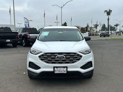 Certified 2020 Ford Edge SE image 9