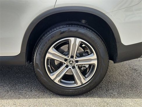 Used 2019 Mercedes-Benz GLC 300 image 31