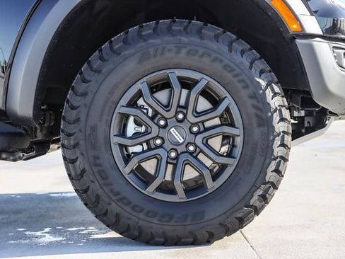 Used 2025 Ford Ranger Raptor image 13