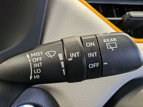 Used 2019 Toyota RAV4 XLE image 8