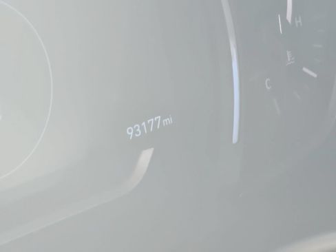 Used 2020 Hyundai Santa Fe SEL w/ Convenience Package FWD image 8