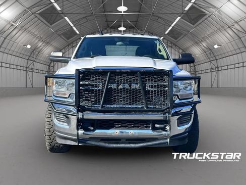 Used 2020 RAM 2500 Tradesman w/ Chrome Appearance Group AWD/4WD image 5