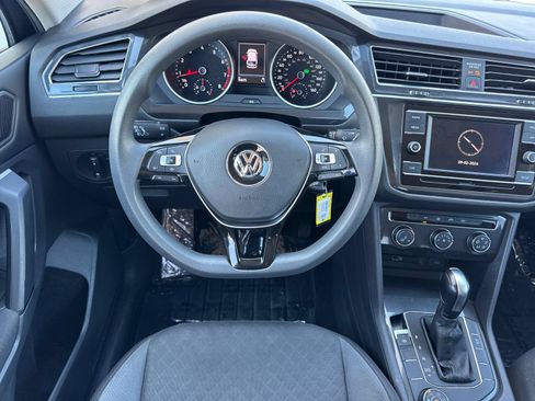 Used 2019 Volkswagen Tiguan S w/ 3rd Row Seat Package AWD/4WD image 16