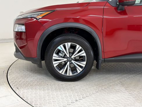 Used 2023 Nissan Rogue SV FWD image 13