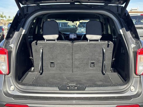 Used 2021 Ford Explorer XLT w/ Equipment Group 202A image 27