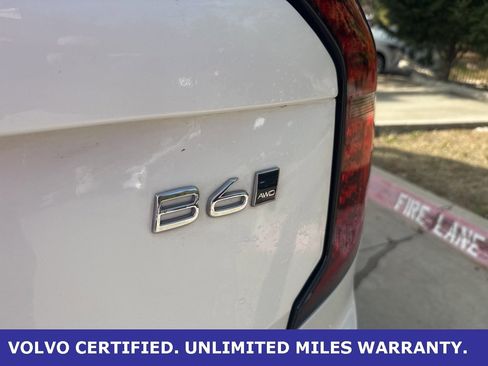 Certified 2025 Volvo XC90 B6 Plus image 7