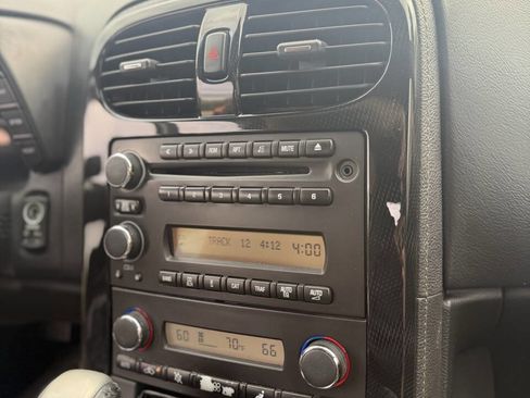 Used 2009 Chevrolet Corvette Coupe image 42