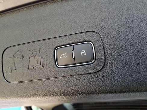 Used 2024 Lincoln Aviator AWD w/ Premium Package image 31