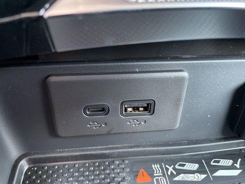 New 2026 Buick Envision Avenir image 25