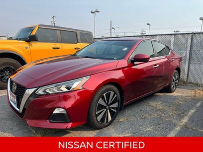 Certified 2022 Nissan Altima 2.5 SV w/ SV Premium Package