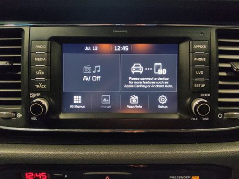 Used 2017 Kia Sedona EX FWD image 25