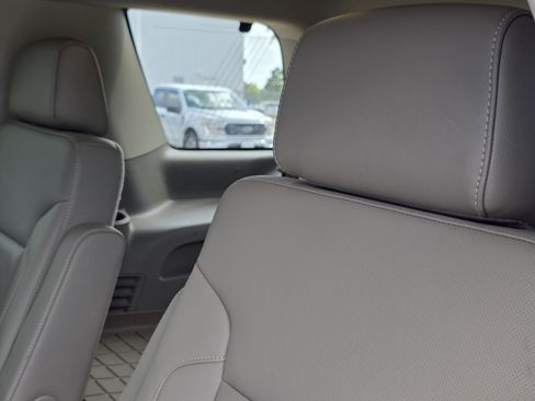 Used 2017 Chevrolet Tahoe Premier RWD image 36
