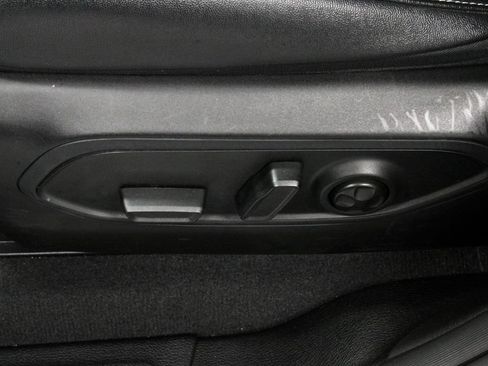 Used 2023 Jeep Grand Cherokee Altitude AWD/4WD image 24