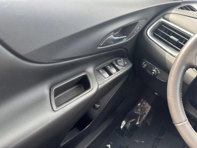 Used 2018 Chevrolet Equinox LT AWD/4WD image 30