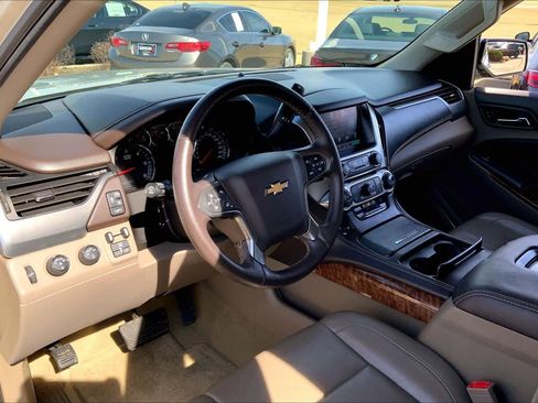 Used 2015 Chevrolet Tahoe LTZ image 16