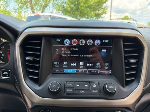 Used 2017 GMC Acadia Denali w/ Technology Package AWD/4WD image 19