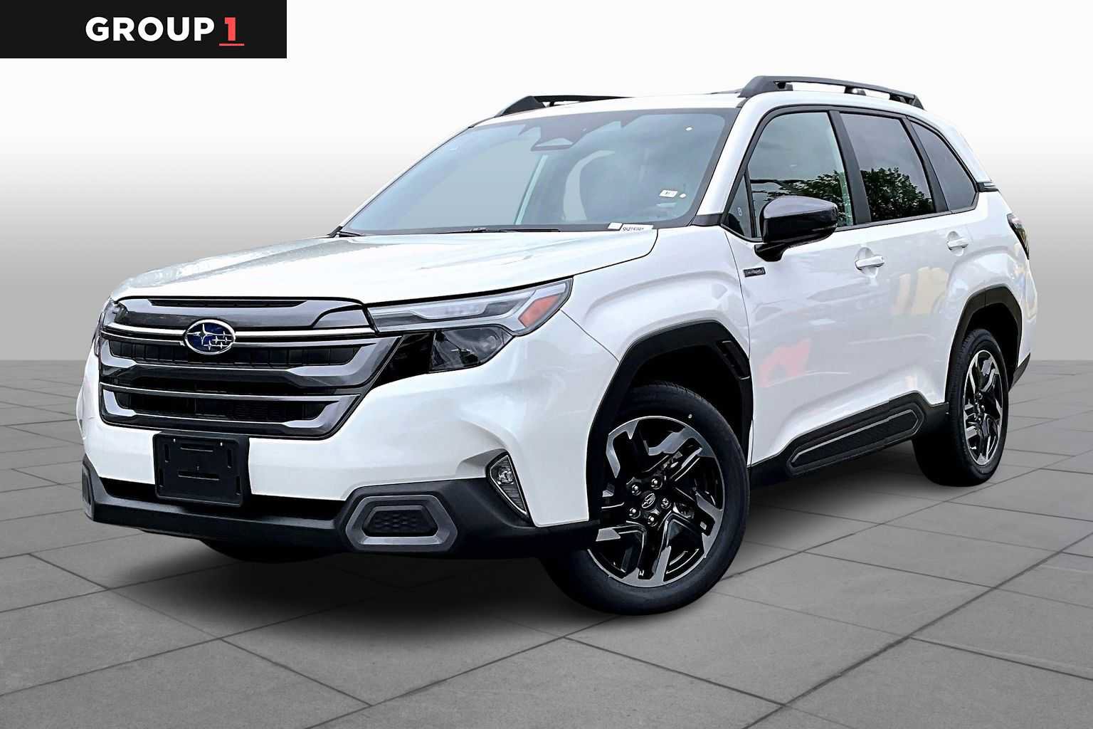 Certified 2025 Subaru Forester Limited AWD/4WD image 1