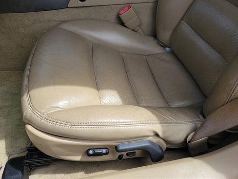 Used 2006 Chevrolet Corvette Coupe w/ Preferred Equipment Group RWD image 4