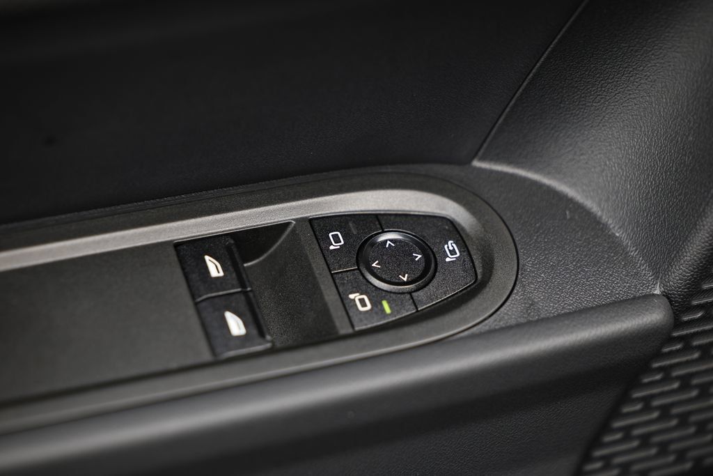 New 2026 MINI Cooper 2-Door Hardtop FWD image 17