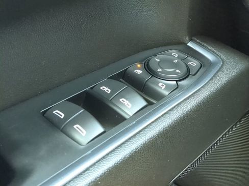 Used 2024 GMC Sierra 1500 SLT image 23