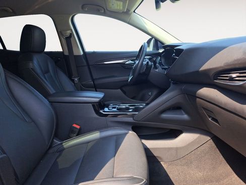 Used 2023 Buick Envision Essence image 15