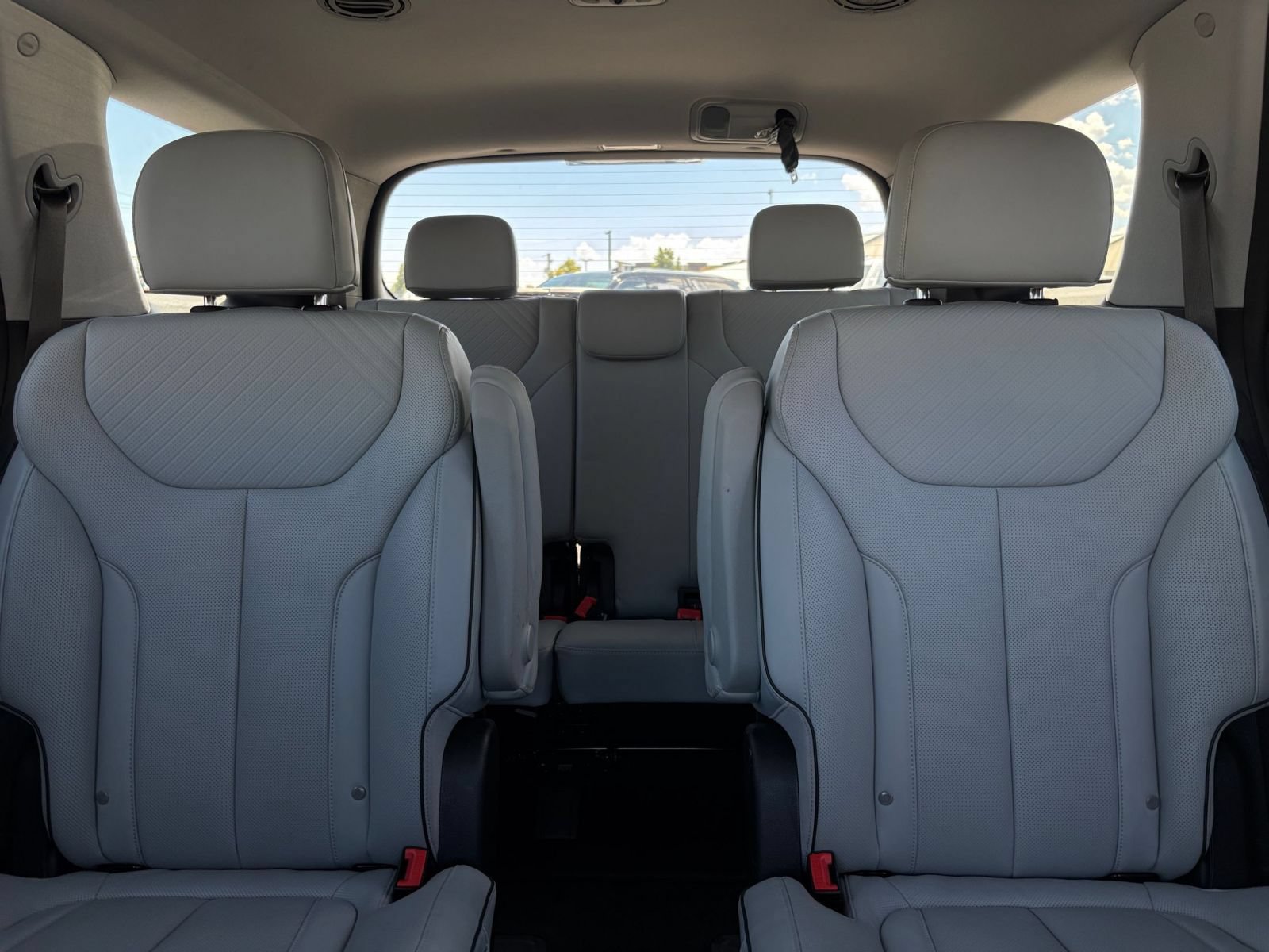 Used 2025 Hyundai Palisade SEL FWD image 41