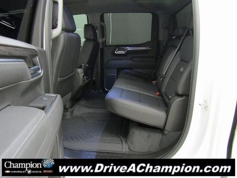 Certified 2025 Chevrolet Silverado 1500 LTZ image 21