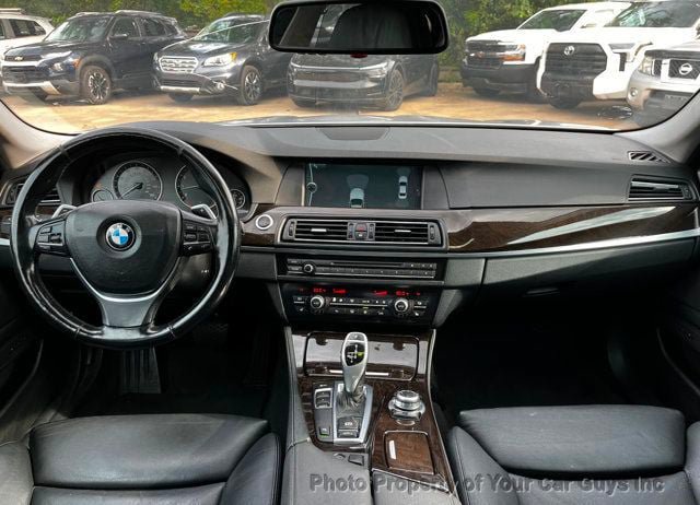 Used 2011 BMW 550i Sedan RWD image 22
