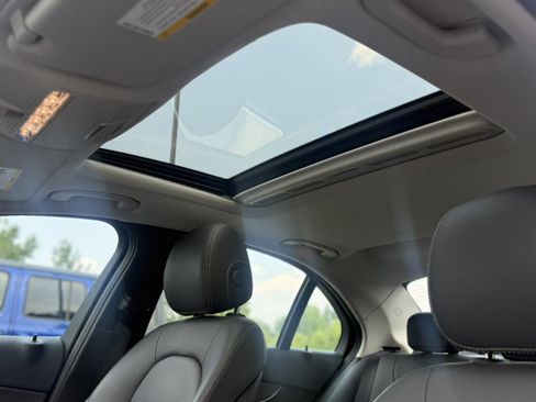 Used 2019 Mercedes-Benz C 300 Sedan image 23