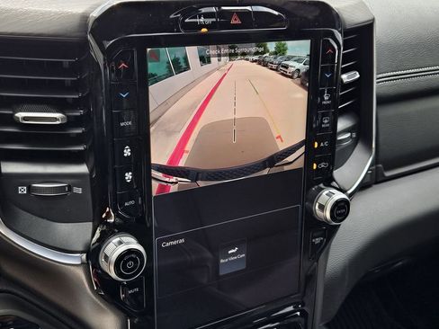New 2026 RAM 1500 Laramie AWD/4WD image 19