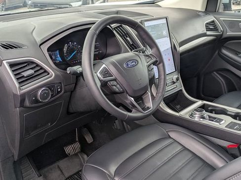 Used 2024 Ford Edge SEL w/ Convenience Package image 29