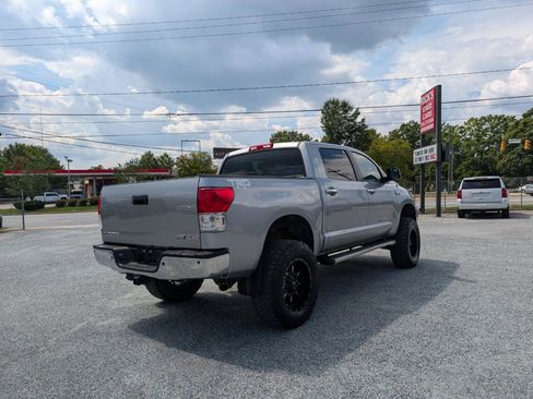 Used 2011 Toyota Tundra Limited w/ Platinum Pkg AWD/4WD image 7