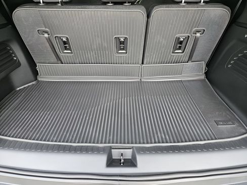 New 2026 GMC Acadia Elevation w/ Black Edition FWD image 21